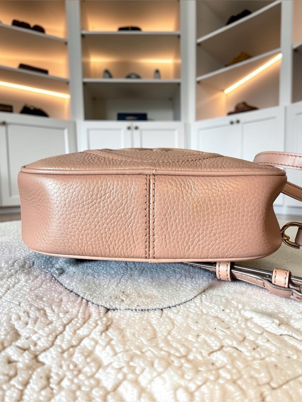 Authentic Michael Kors Pebbled Leather Camera Crossbody Bag - Picture 7 of 11